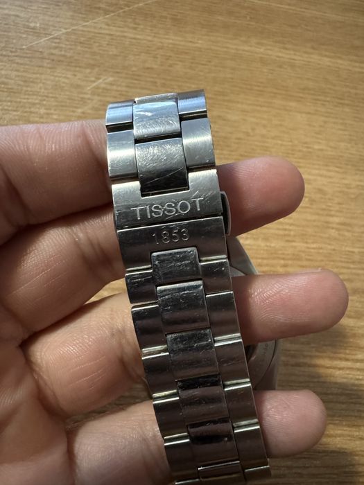 Tissot Powermatic 80 Silicium T127407 A 25 rubine