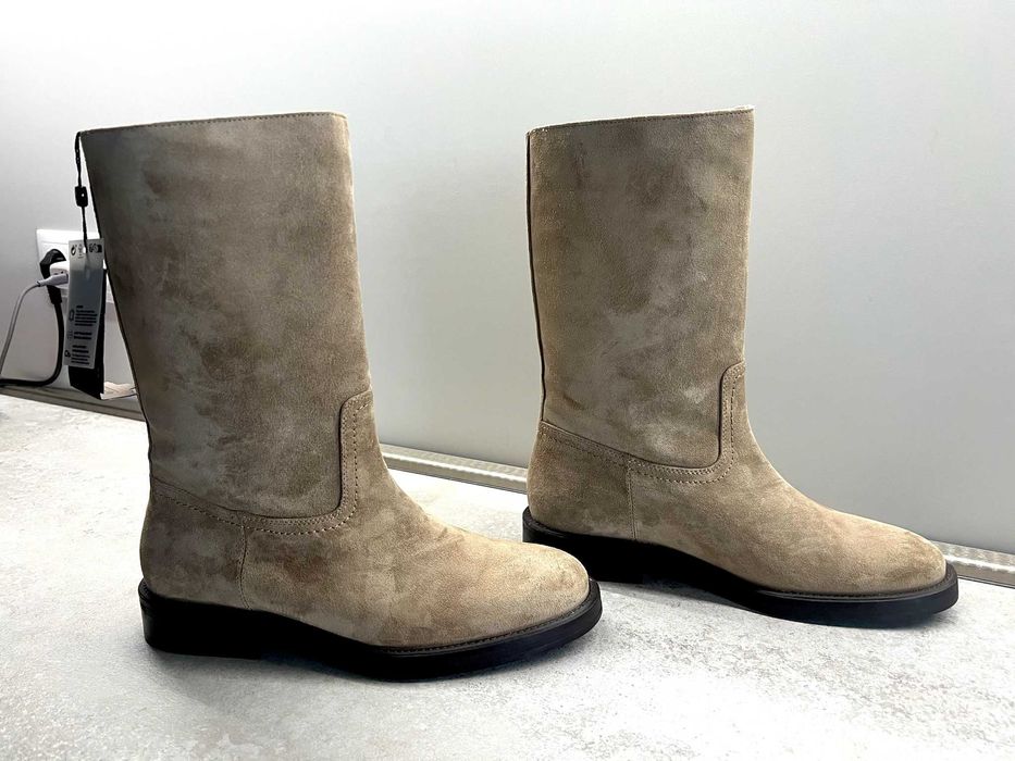 NOI in Cutie Massimo Dutti Cizme Bej Înalte Piele Întoarsǎ Femei 39 Primǎvarǎ / Varǎ STOC EPUIZAT