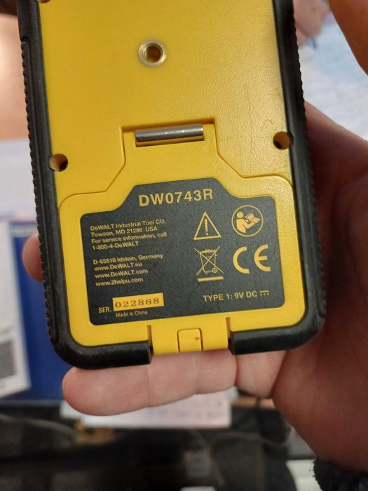 Ротационен лазер DeWalt в гаранция