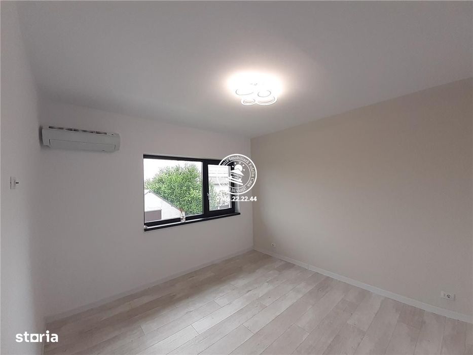 Vila  de vanzare  Breazu,