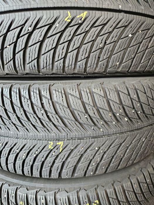 Гуми 235/60/18 дот21