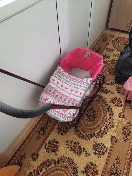 Продам санки с колёсами
