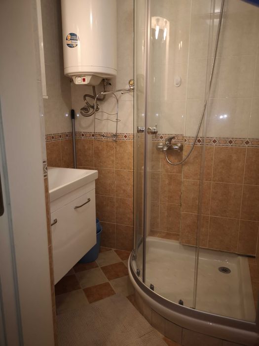 Дава се под наем Двустаен апартамент в Пловдив, Кършияка - 70 кв.м за 392.7 € - Снимка #12