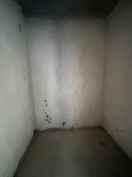 Продам 2х ком . Квартиру в черновом варианте.