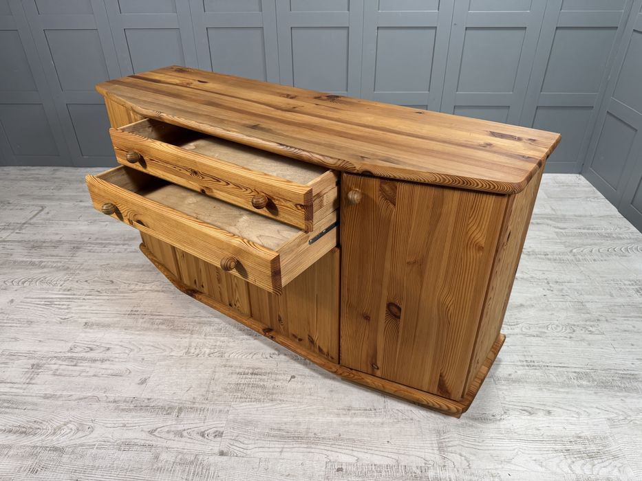 Бюфет 4 врати, 2 чекмеджета Д1048