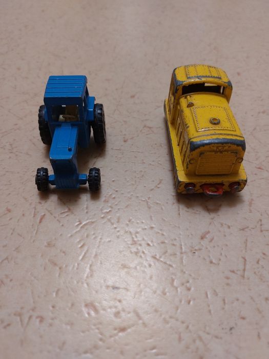 Колички matchbox, hotwheels, corgi.
