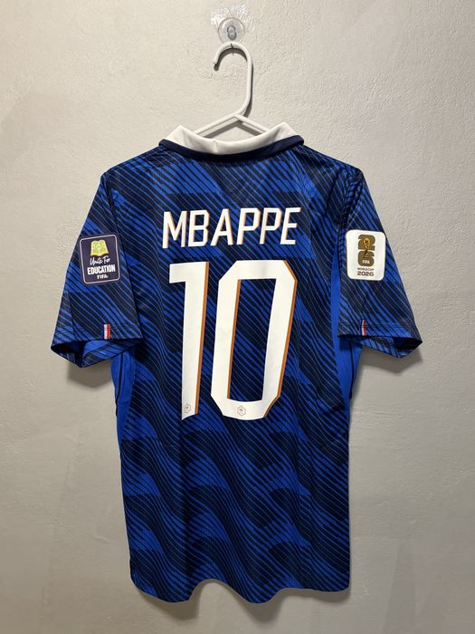 Tricou fotbal Nike - Franța - Mbappe - M - nou cu eticheta