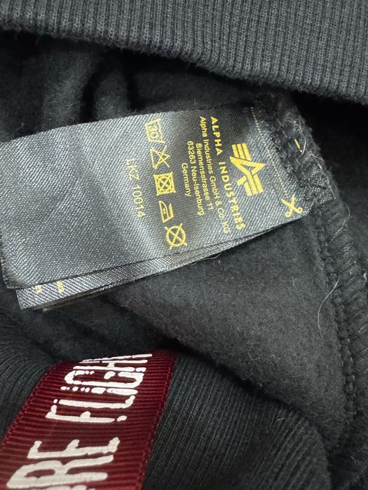 Мъжка блуза ALPHA INDUSTRIES . Размер L