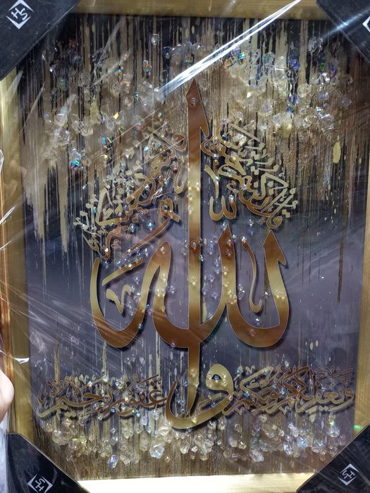 Продам картины. Очень красивые.