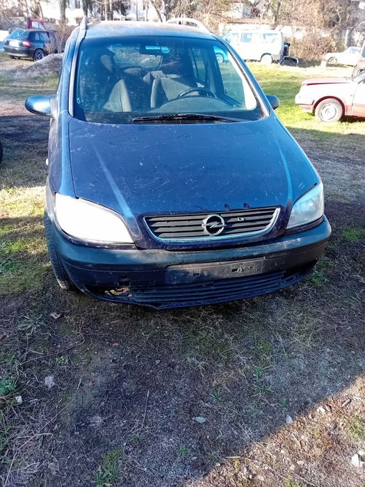 Продавам Зафира на части 1.8 16в.115кс.99г.