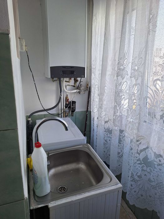 Garsoniera de închiriat