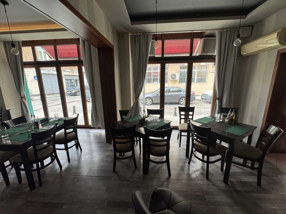 Дава се под наем Заведение в София, Център - 97 кв.м за 2493.39 € - Снимка #4