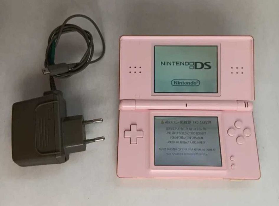 Nintendo DS lite roz, plus joc Solitaire inclus,Vechi De colectie, Rar