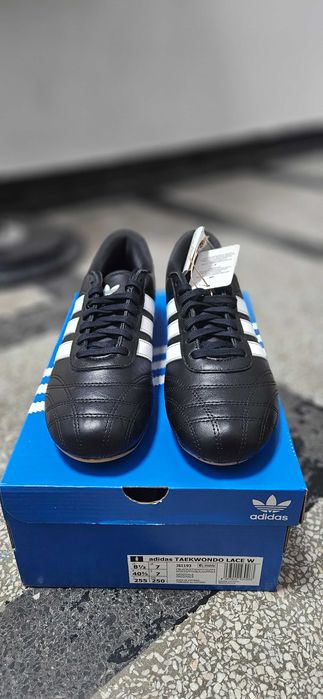 Кожени маратонки Adidas Taekwondo