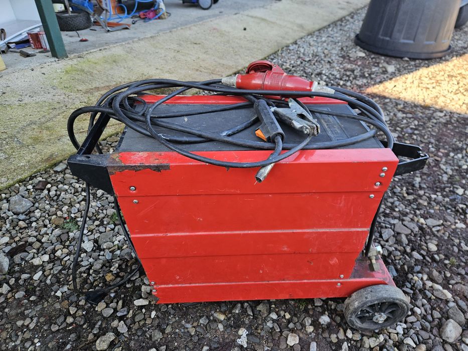 aparat sudura cu sârma si co2 Ehniell