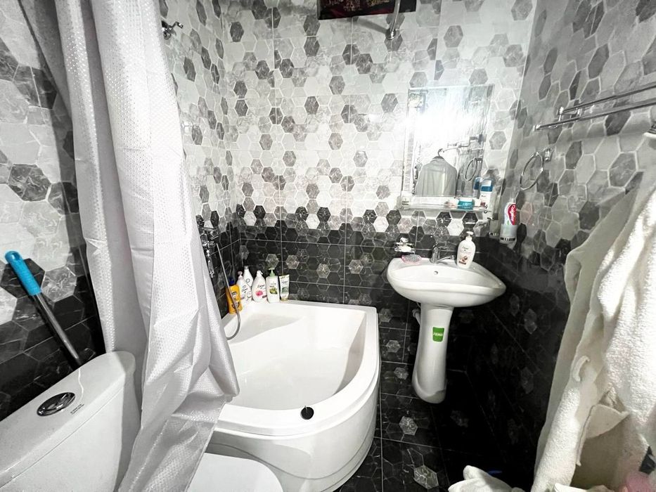 Продается Дом 2-Сотки 5-Комнат Старые Сергели, новой постройки.