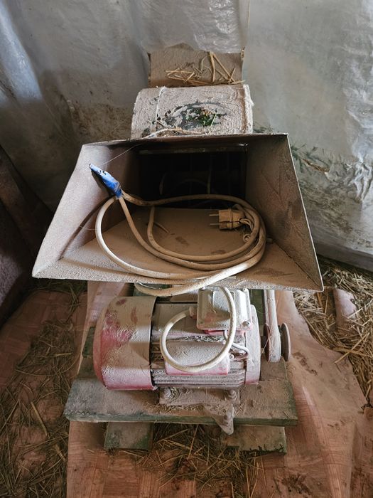 Дробилка измельчитель