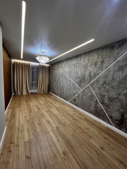 Продам евродвушку в доме комфорт+  срочно и недорого