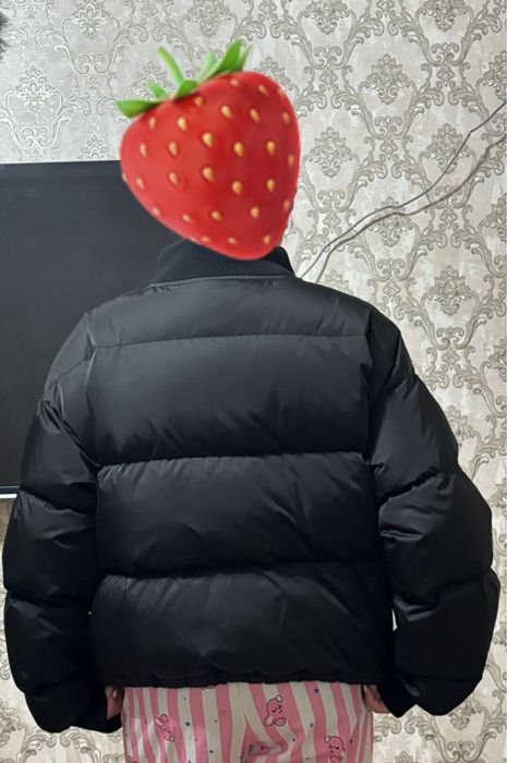 Продам куртку женскую