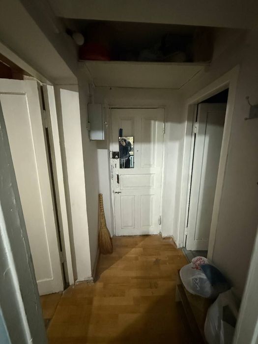 Чорсу Бозор 1/2/5/Без ремонт Срочно Сотилади