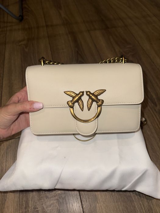 Чанта Pinko.