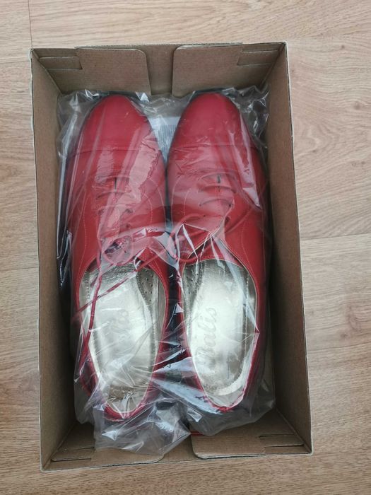 Нови дамски обувки Balis