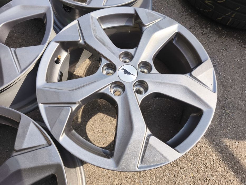 18" оригинални алуминиеви джанти за Ford Mustang Mach E