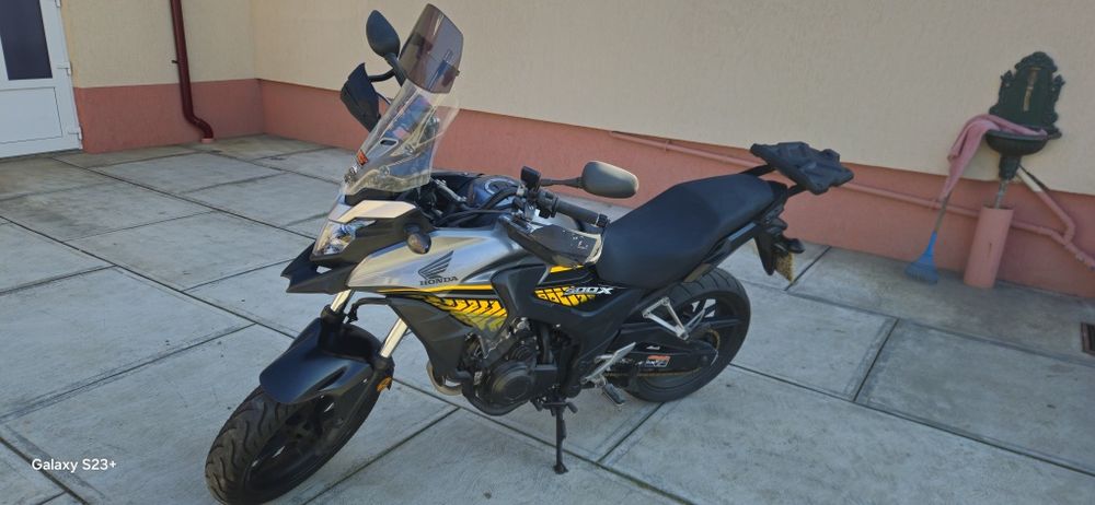 Honda cb500X.   2017