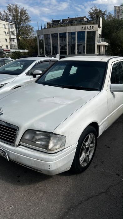 Продам мерседес С 180 W202