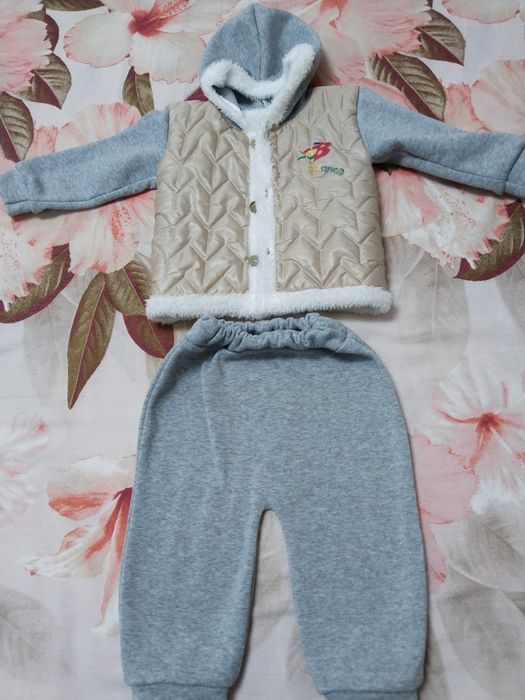 2000 теңге. Пишите