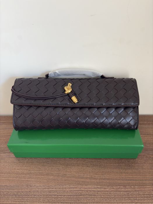 Дамска чанта Bottega Veneta Andiamo clutch