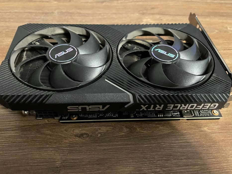 Продам видеокарту ASUS RTX 3050 OC