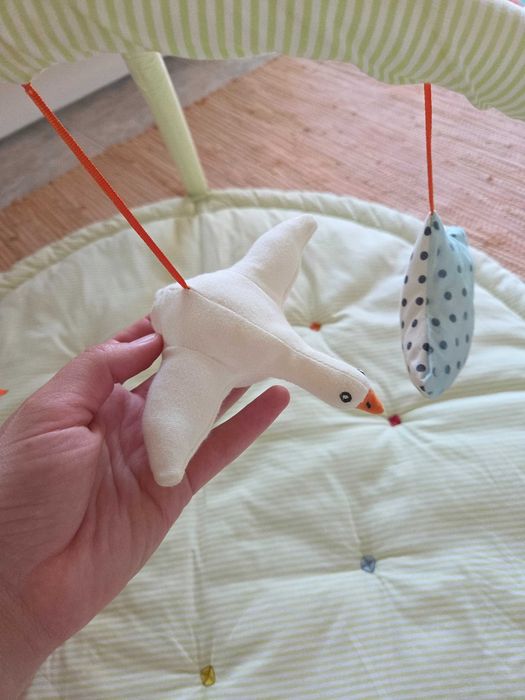 Активна гимнастика и играчки IKEA