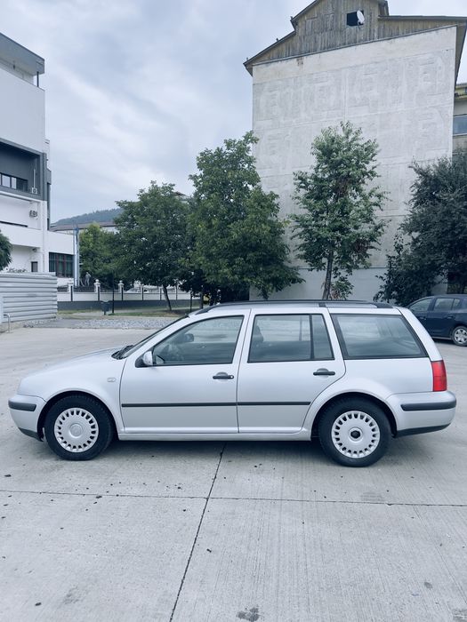 Vând Golf 4, 1.6 benzină