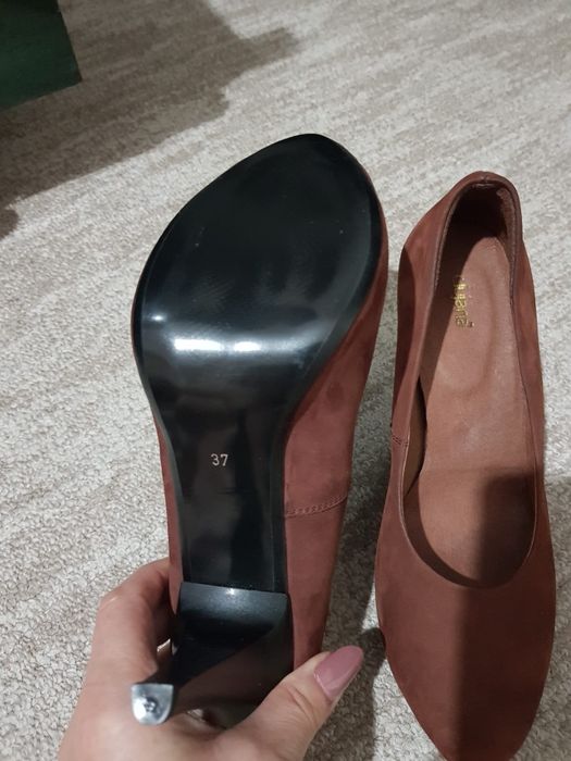 Pantofi maro de piele