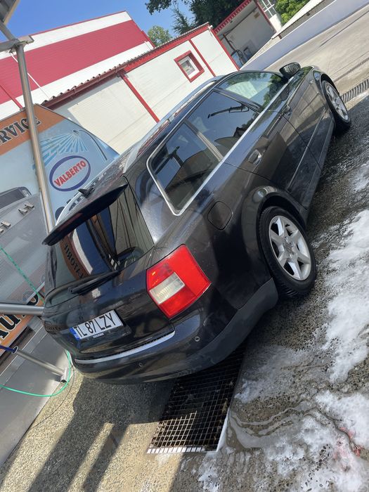 AUDI A4 2004 — imagine 4