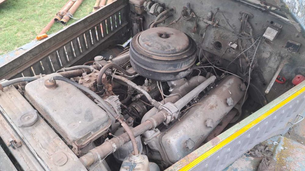 Kraz 6x6, 15 litri, V8