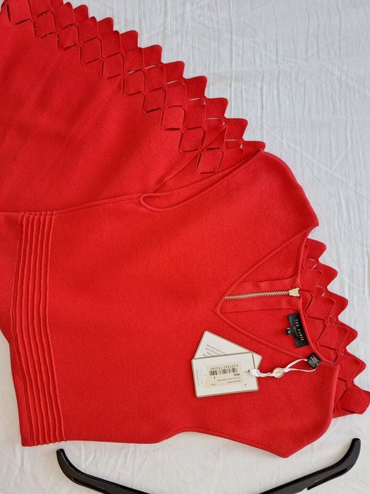 Rochie rosie de femei