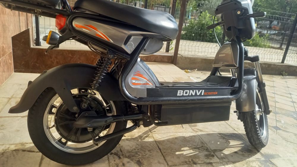 Electro Skuter Bonvi
