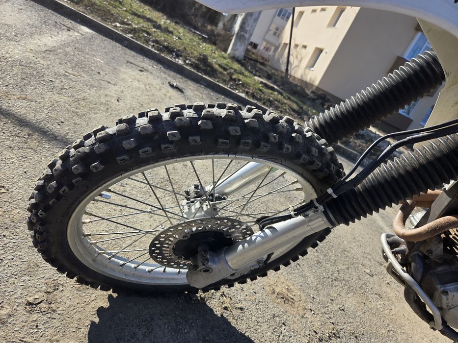 Honda xr 400r in stare excepțională