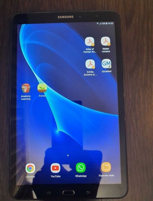 Tableta Samsung T585  cu accesorii