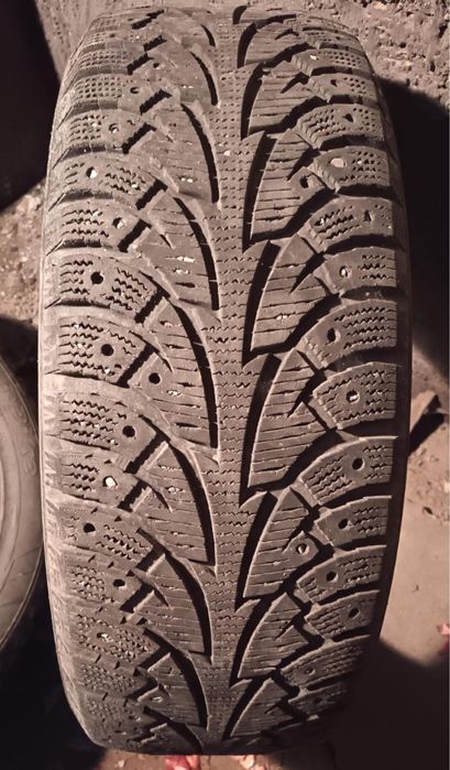 Продам автошины комплект.