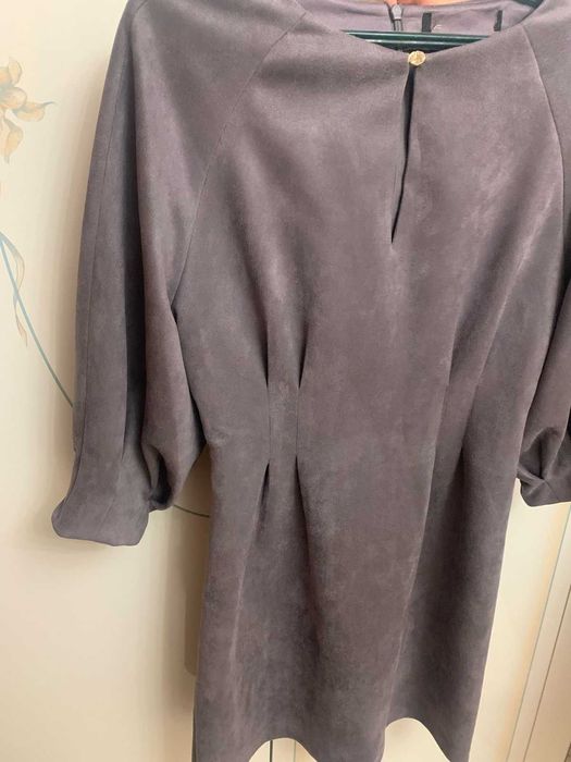 Платья женские 46 размера