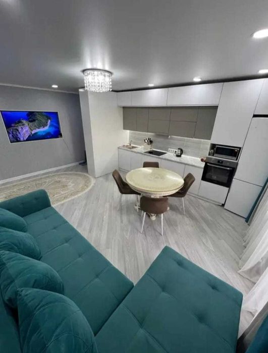 продам 3 комнатную квартиру