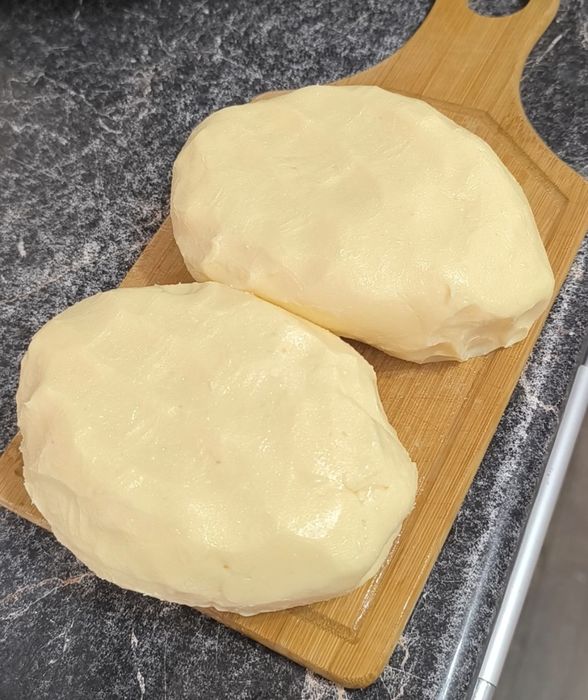 Курт домашний вкусный, 4000 масло домашнее 8000,  сметана 5000