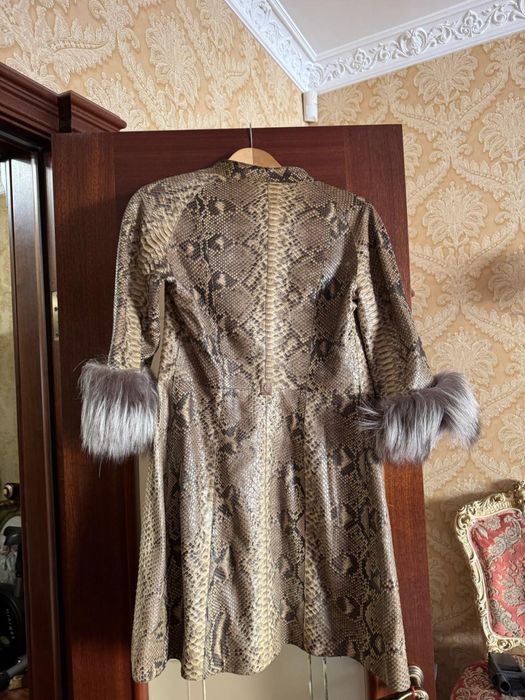 Плащ тренч Питон