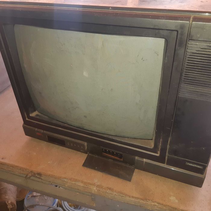 Стари телевизори