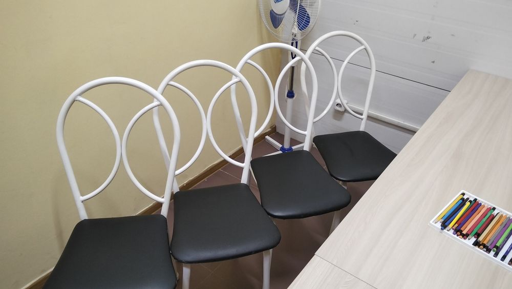 Кухонные стулья.