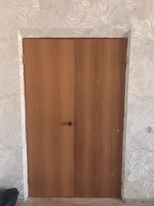 Продам межкомнатные двери