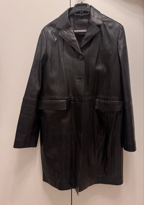 Кожаный плащ от zara